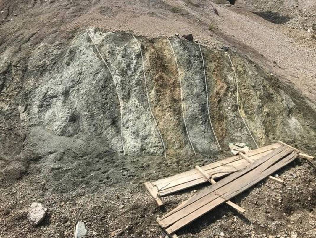 Fay her yerde var! Prof. Dr. Okan Tüysüz tek tek paylaştı: Bu faylar hareket ettiği an... 16